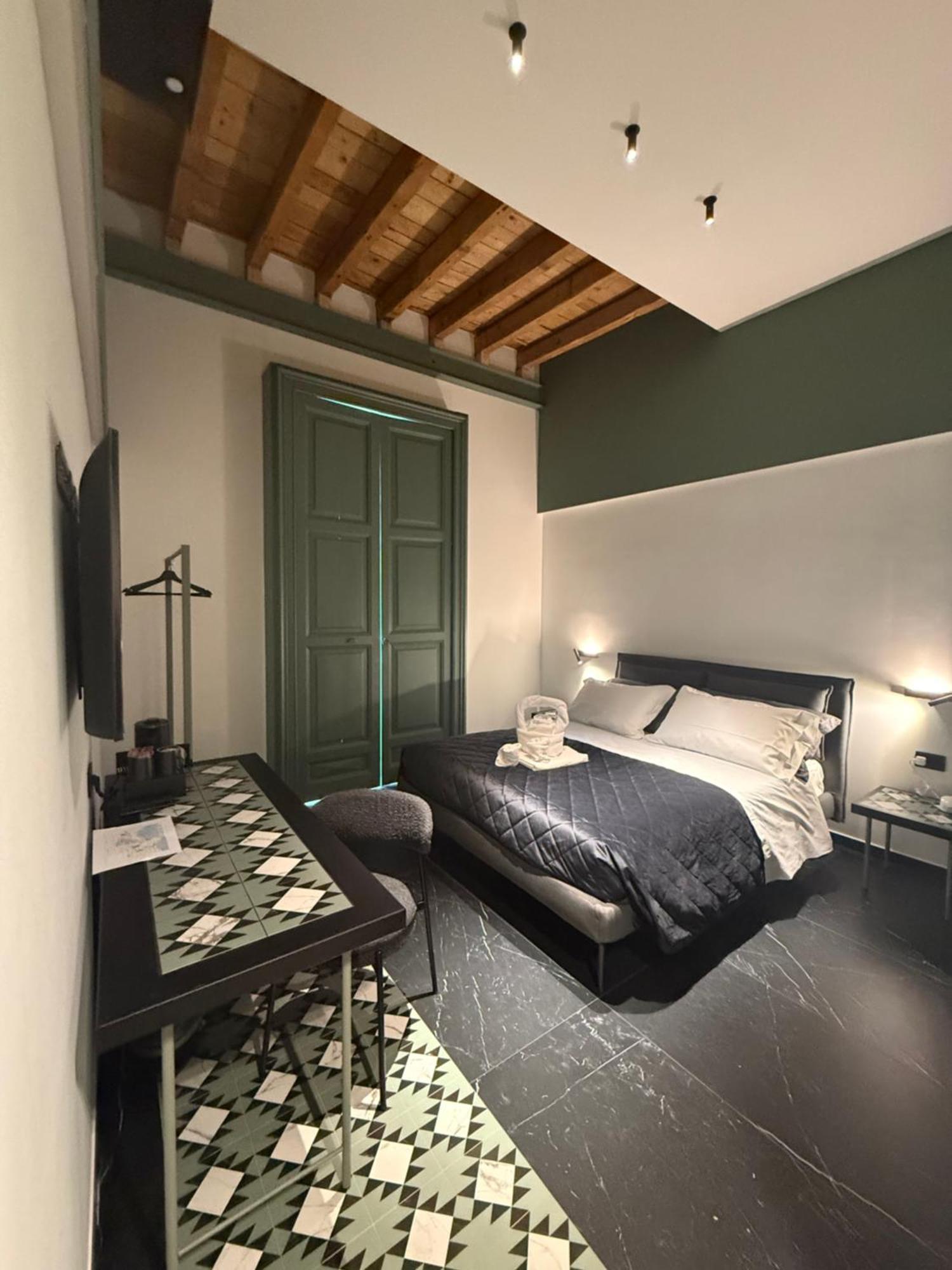 Hotel Volta 70 Napoli Esterno foto